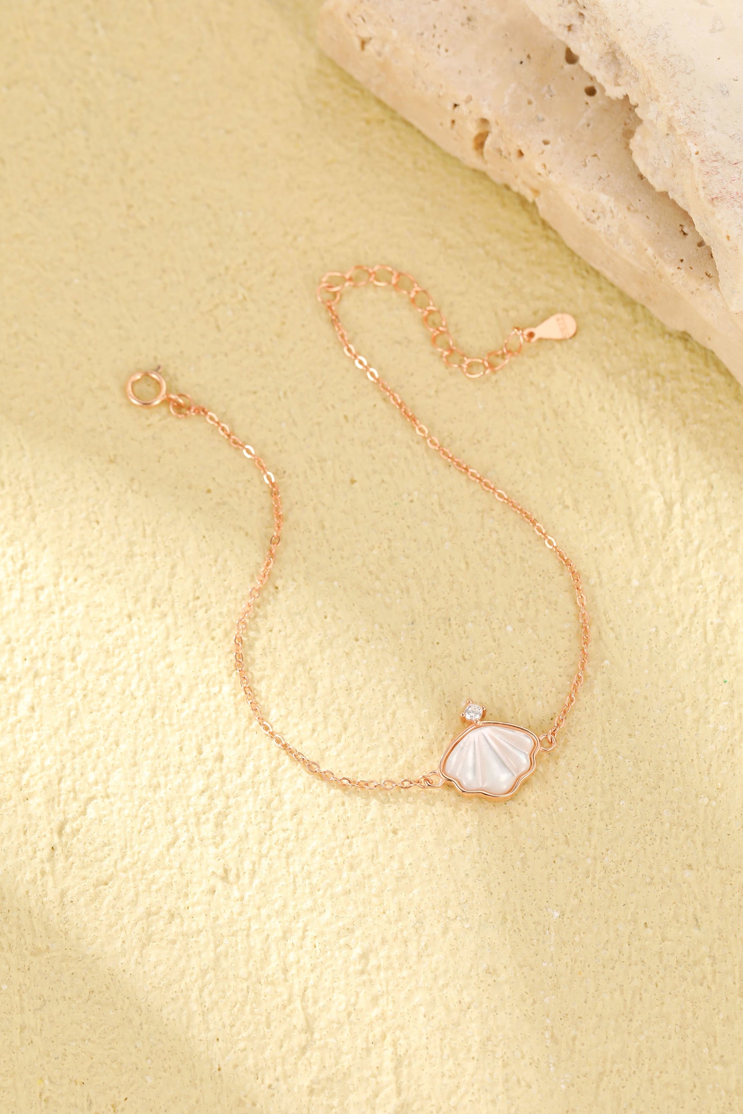 Shell Love Bracelet
