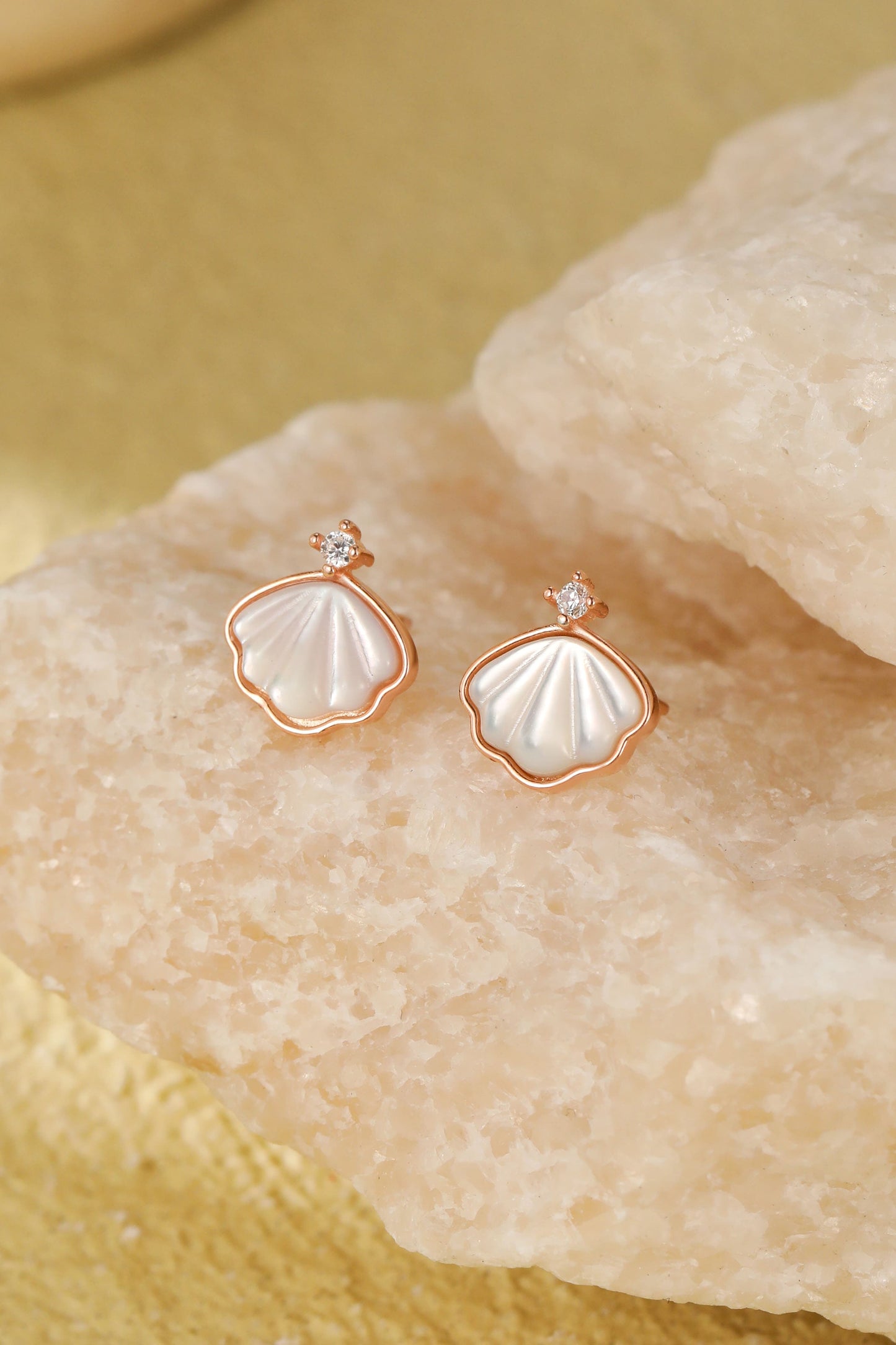 Shell Love Earrings