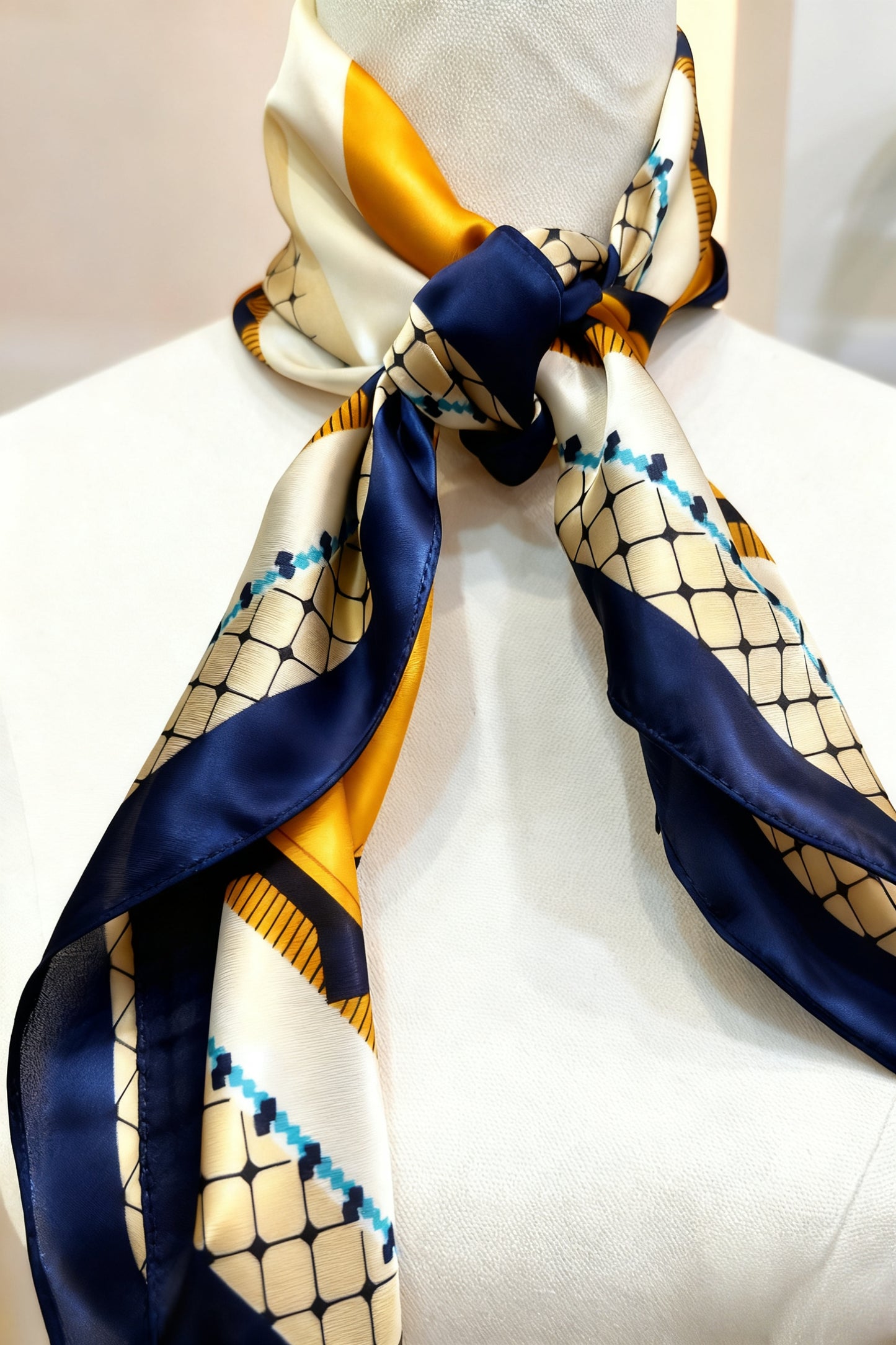 Lattice Dawn Scarf