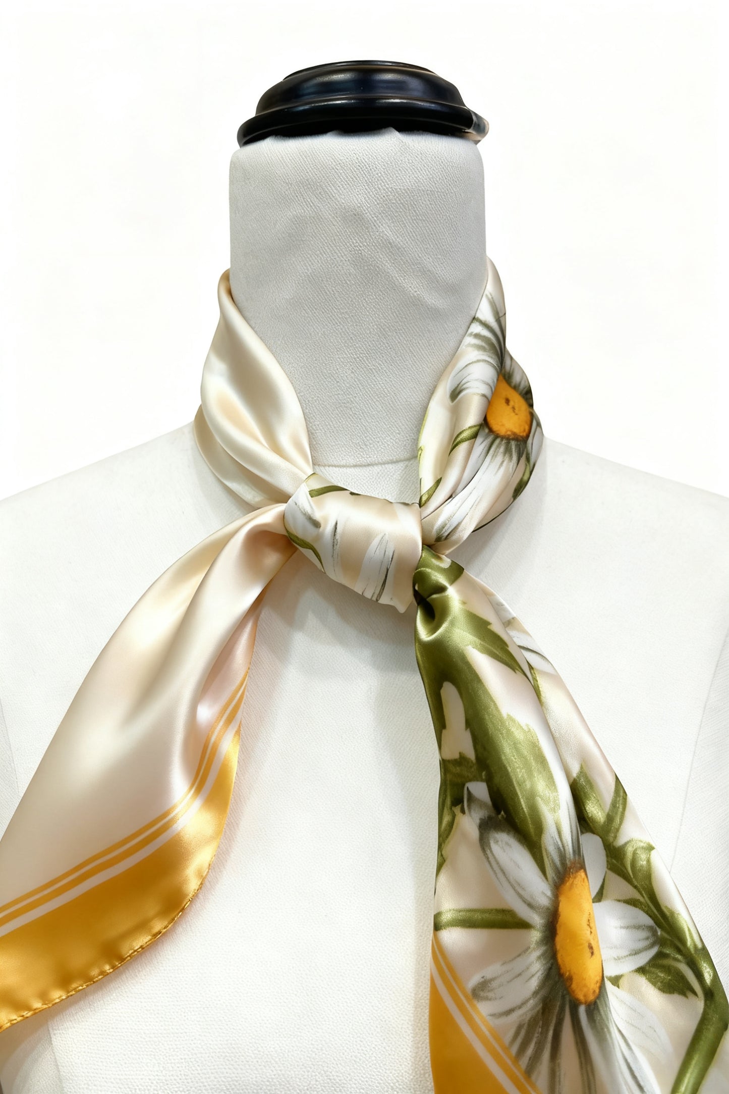 Daisy’s Whisper Scarf