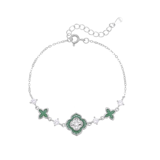 Blue-and-White Porcelain Clover Bracelet