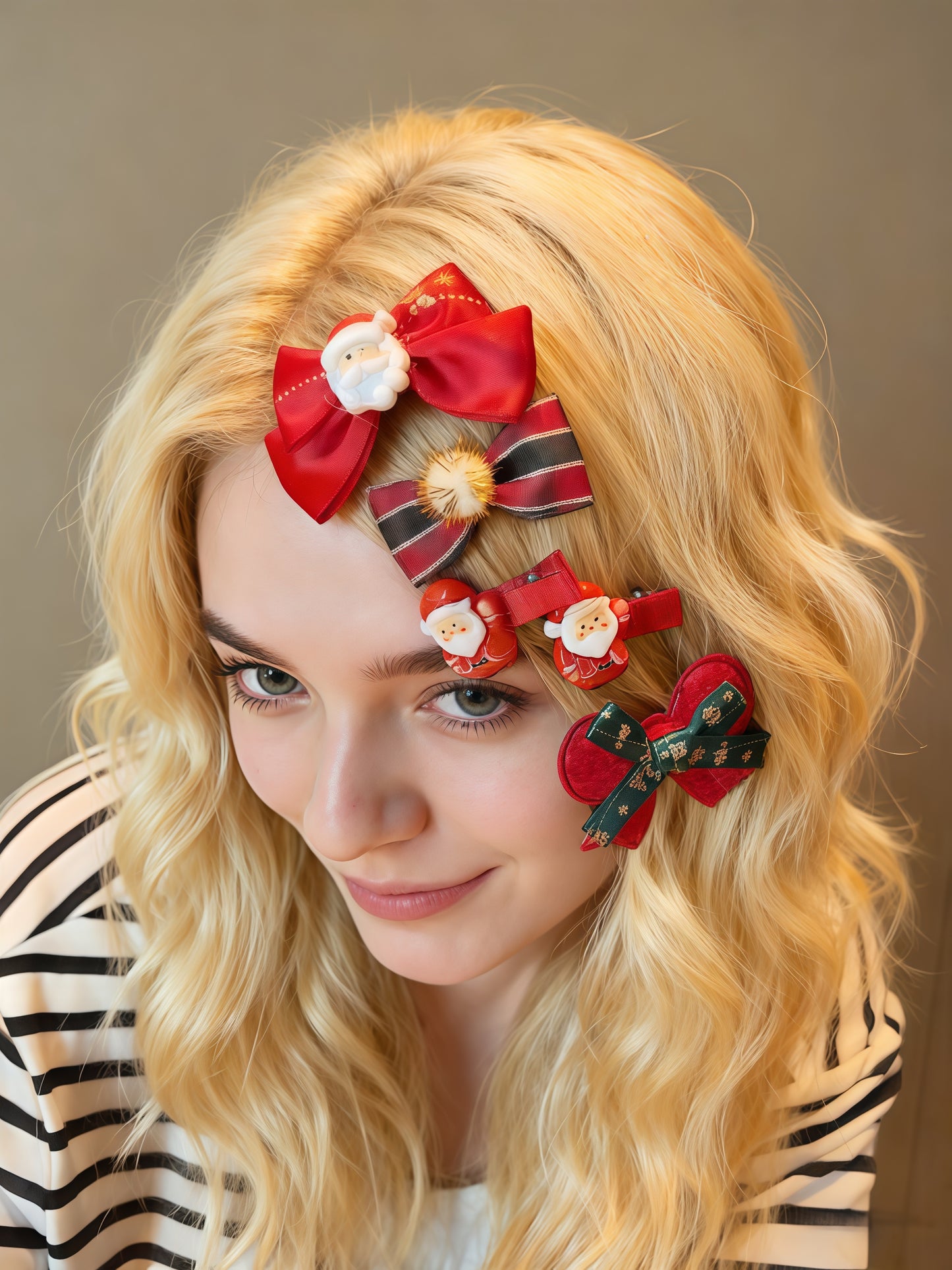 Christmas Santa & Bows – The Festive Cheer Series